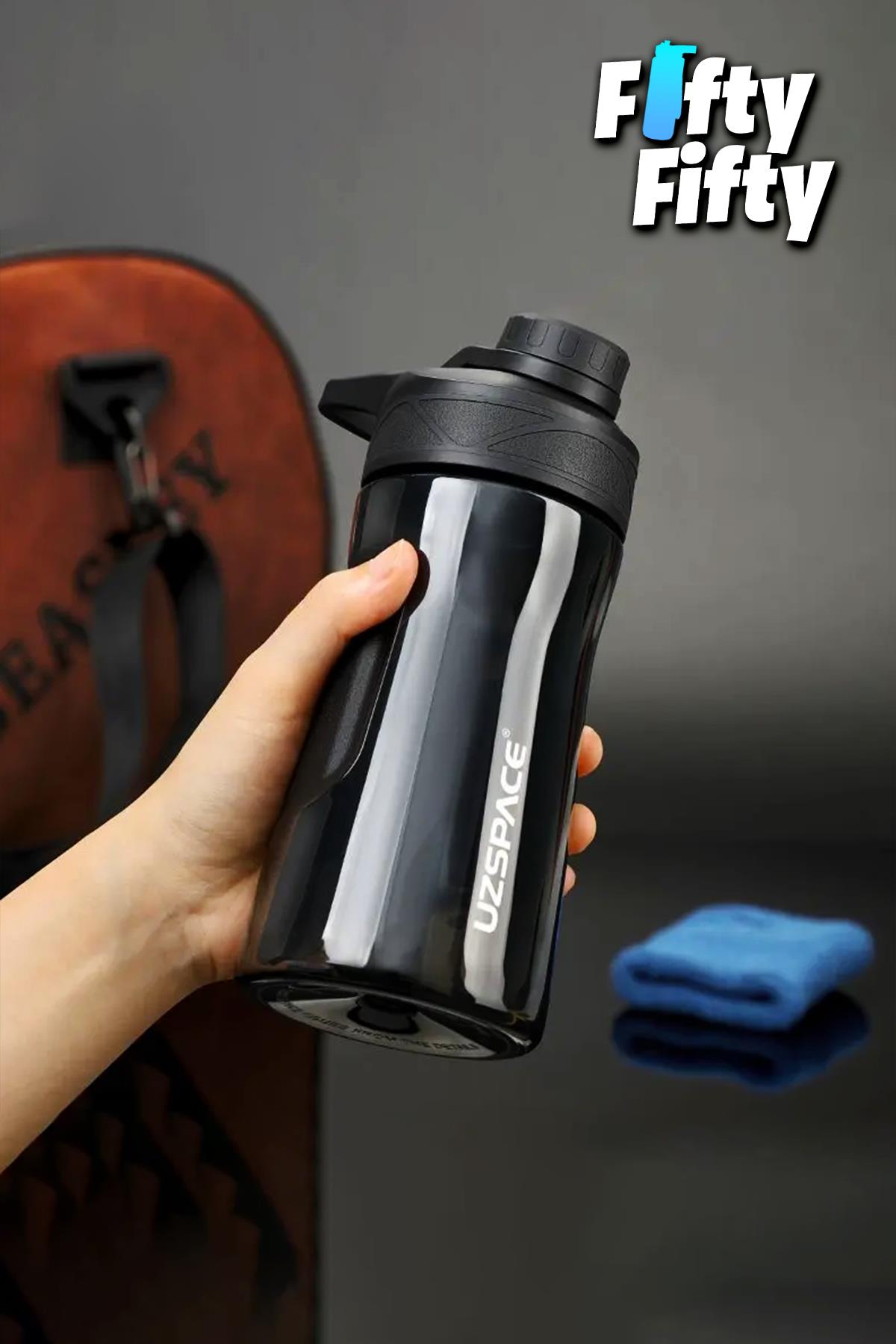 Uzspace Manyetik Kapaklı 530 ml Silikon Gövde Tritan Su Matarası 