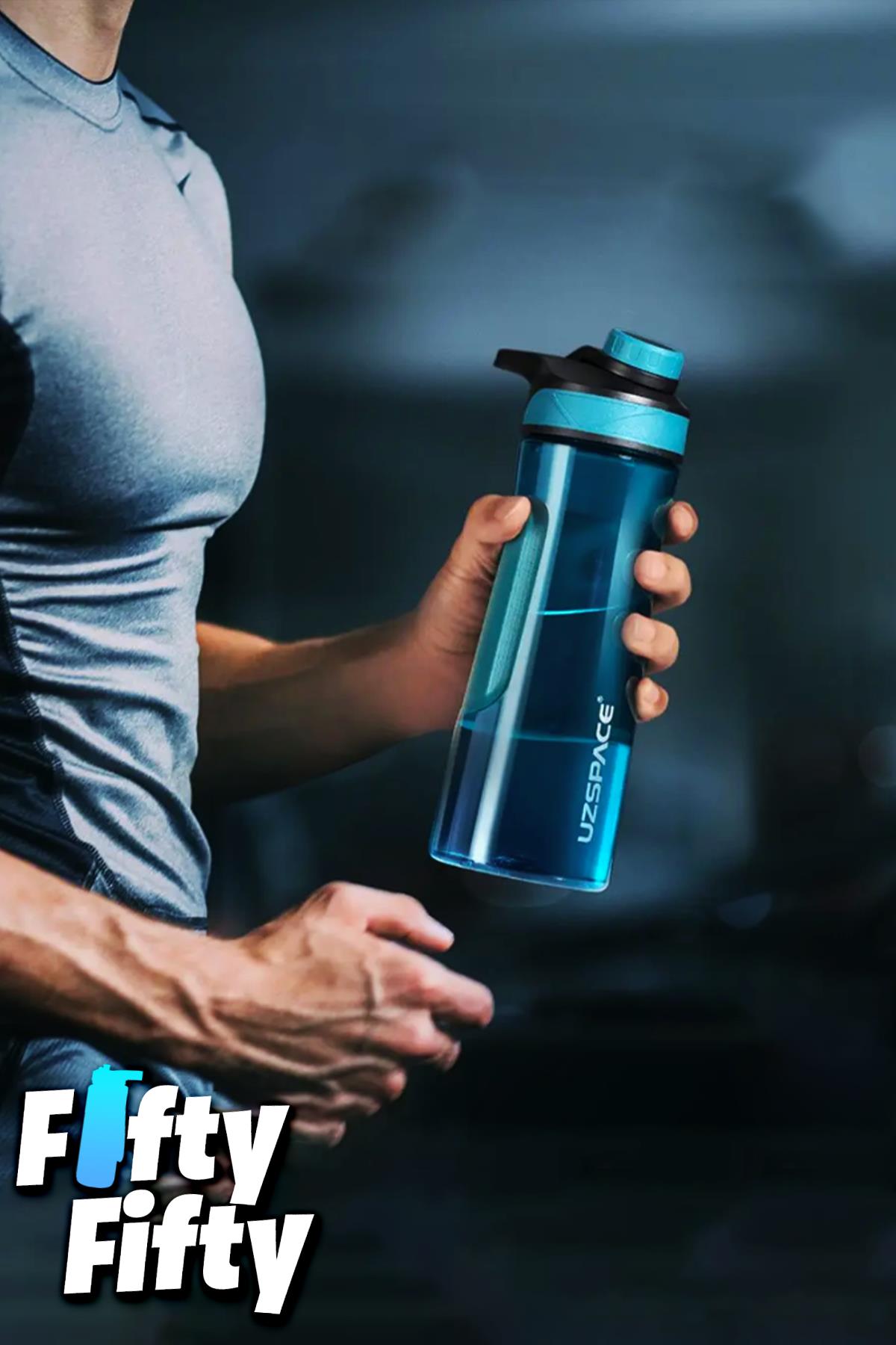 Uzspace Manyetik Kapaklı 530 ml Silikon Gövde Tritan Su Matarası 
